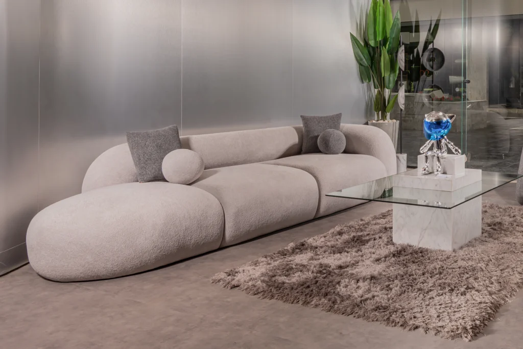 Jaguar Sofa Set – image 2